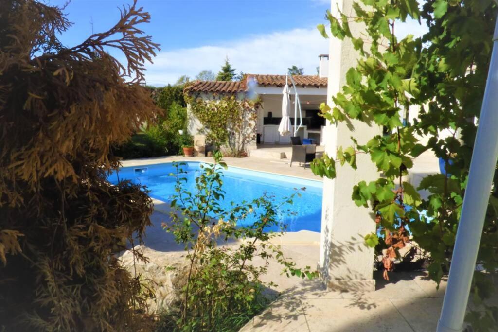 Ibis - Villa Avec Piscine, Jardin Et Parking Arles Kültér fotó